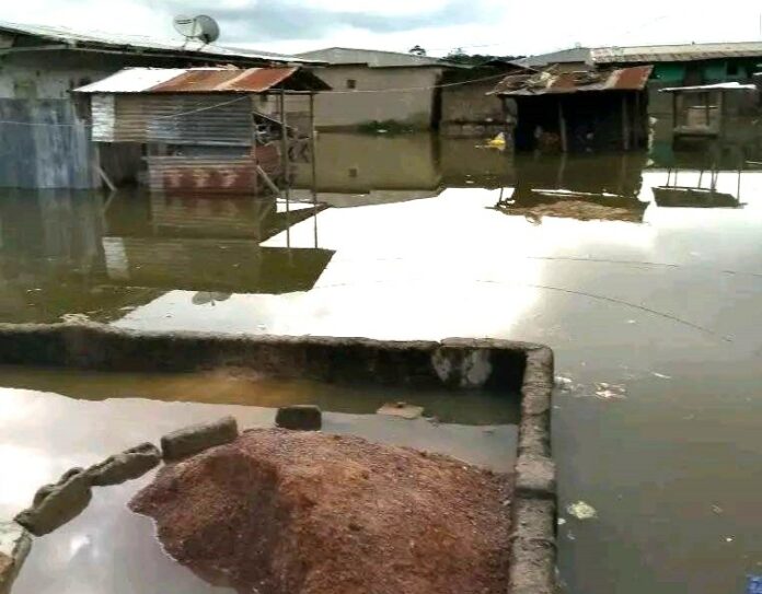 Inondations à Guiglo : Le Secteur Professeur du Quartier Nikla Complètement Isolé