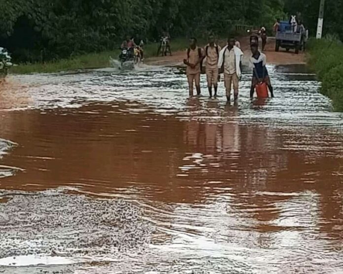 Montée Inquiétante des Eaux de la Rivière N'Zé dans le Département de Taï : Un Phénomène Sans Précédent